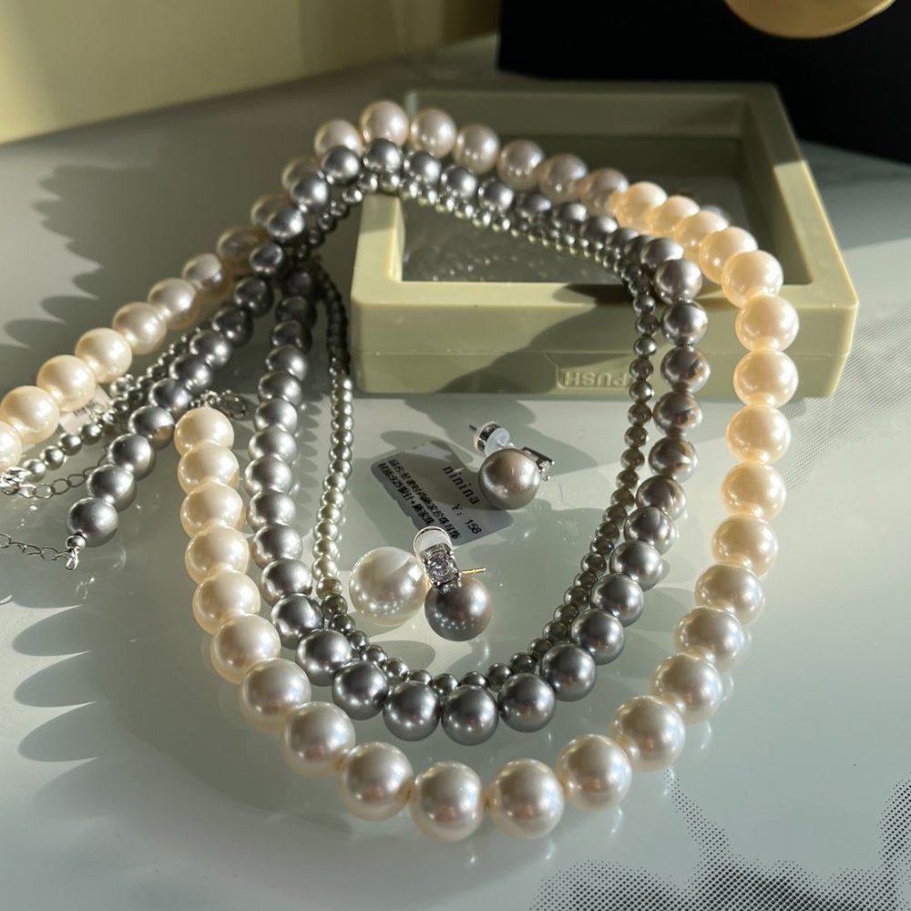 Freshwater pearl necklace - Picture 3 of 4
